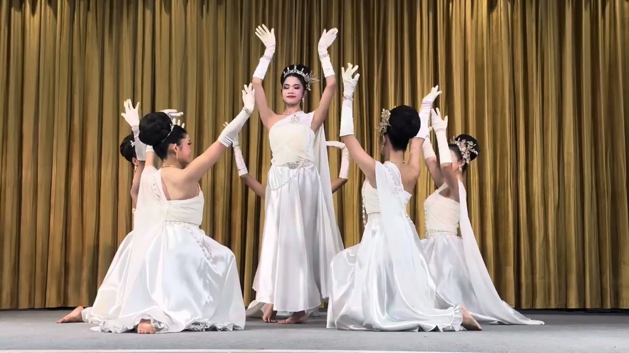 จินตลีลา ชุดแม่ของแผ่นดินนิรันดร์