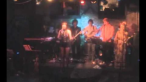 Joanna Choy -- Amateur Hour