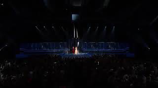 Reba McEntire and Lauren Daigle performs Back to God at the ACM Awards