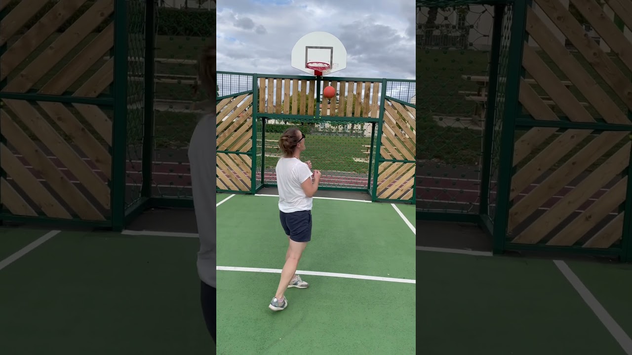 Wife’s got skills #skills #basketball #funny #funnyshorts #sports #wife #couplegoals #love #shots