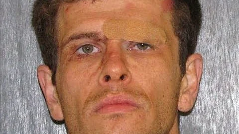 Jarrett Bolton charged in nude burglary in Calhoun...