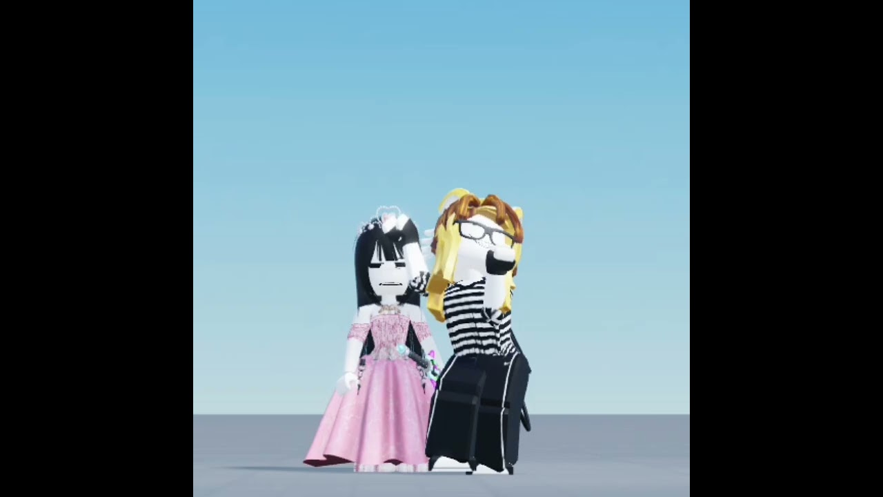 With princess Hali ✨️ #Rob1ya_playz #roblox #robloxtrend #tiktoktrends #fypシ #viral #trend #shorts