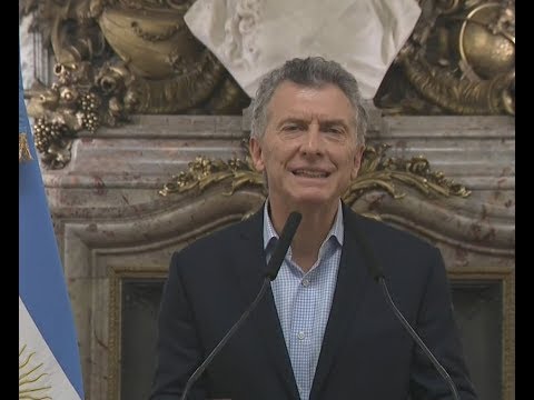 Macri: "Decidí iniciar conversaciones con el FMI"