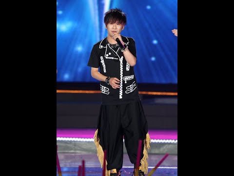 【大张伟】2009.08.18_商演【CCTV3】欢乐中国行：魅力恩施(湖北)(土家族苗族自治州成立27周年)(《我们能不能不分手》9.13播出)【主持】董卿
