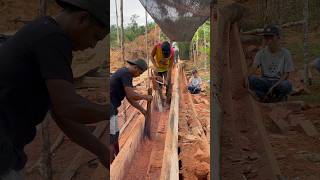 Amazing Wooden Boat Construction Using a Chainsaw | Skilled Artisans at Work #woodenboat #pacujalur