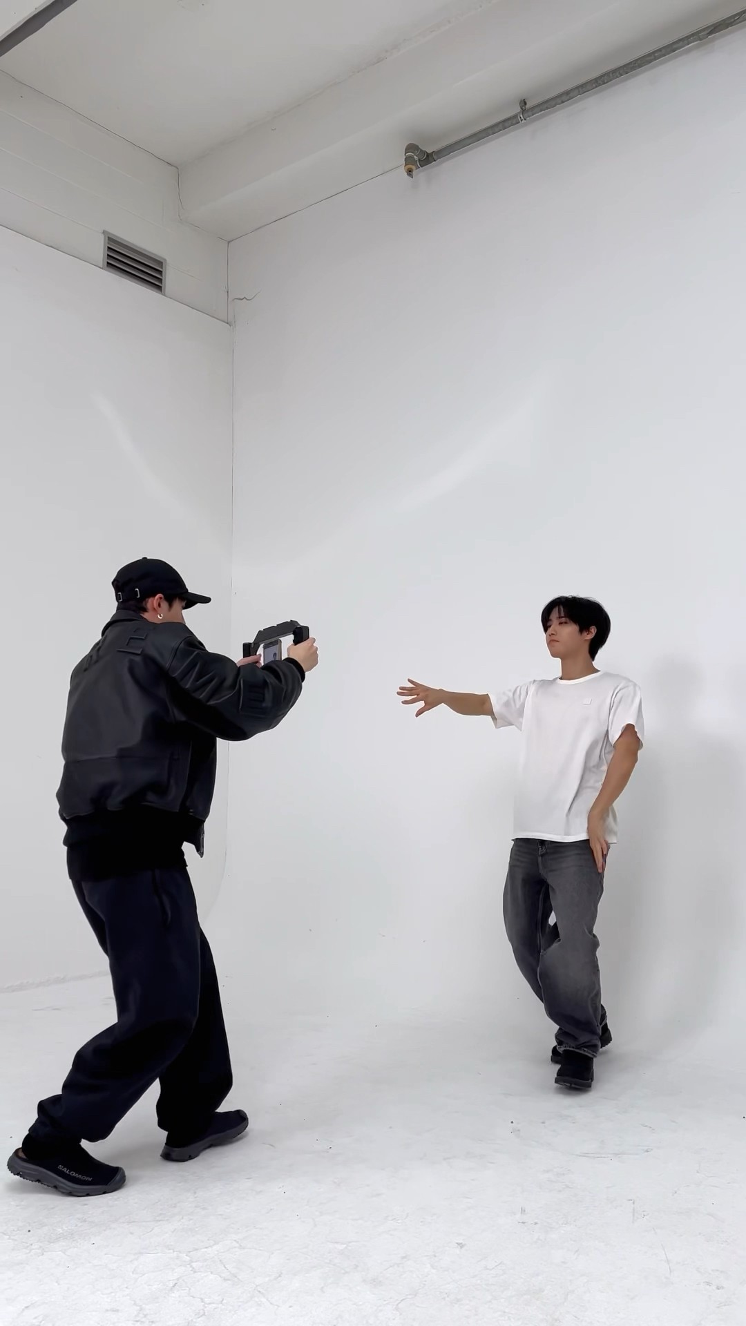 맏형의 챌린쥐 도전기 #StrayKids #스트레이키즈#방찬 #BangChan #한 #HAN #合 #HOP #WalkinOnWater #StrayKidsComeback