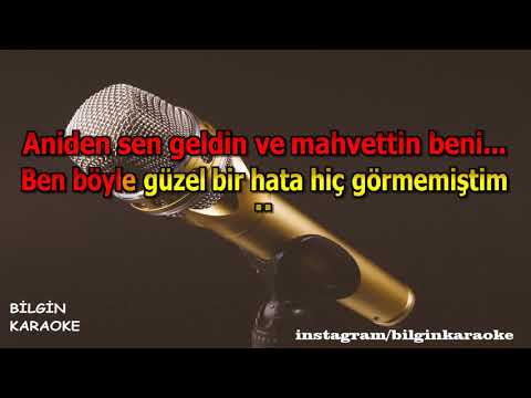 Kahraman Deniz - Böyle Sever (Karaoke) Türkçe