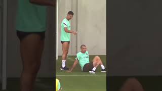 Moment ketika Cristiano Ronaldo jail pada Pepe 🤣