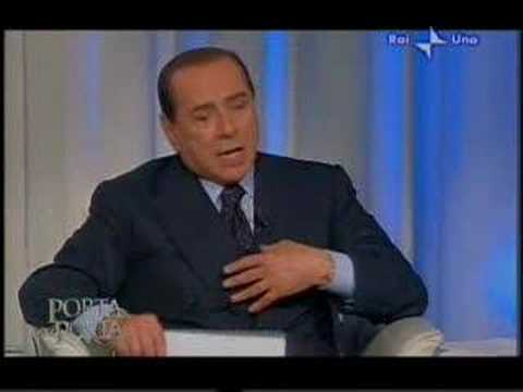 Berlusconi nega Laurea DiPietro
