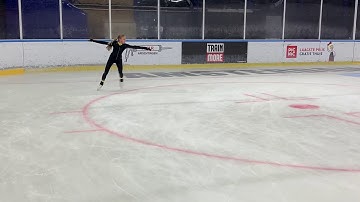 Learn to Skate USA: backward crossovers clockwise basic 5