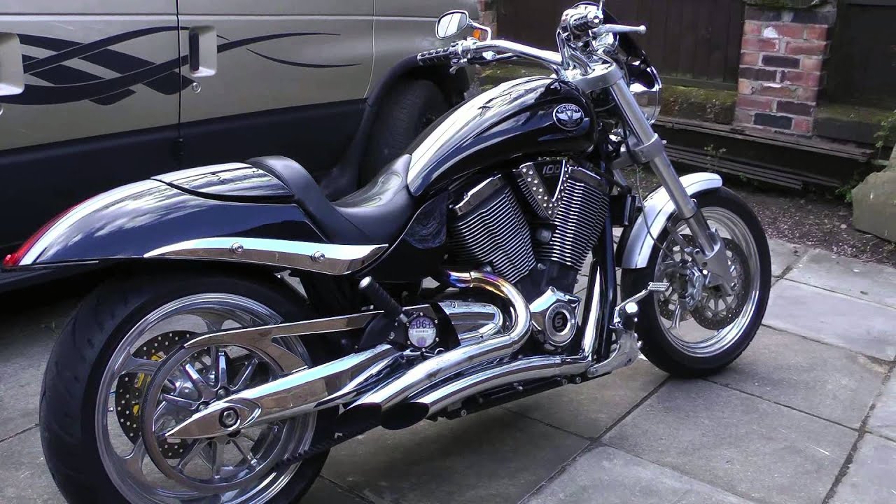 Victory Hammer Idling ! YouTube