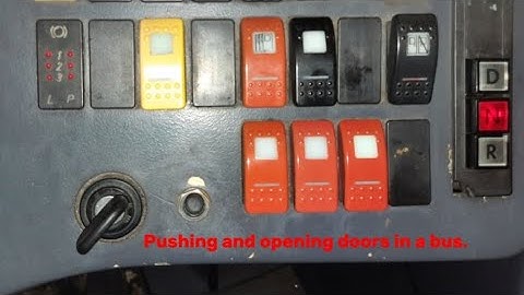 Pushing buttons in a Solaris Urbino 15, year 2002 entered the enterprise.