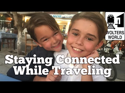 How to Stay Connected While You Travel