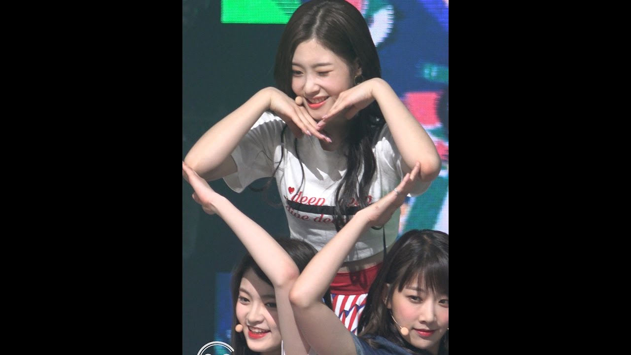 チェヨン「その他の公式Fancam」公式Fancamのサムネイル