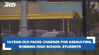 14-year-old charged with assaulting, robbing Fife High School students