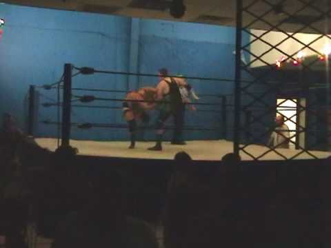 Adam Booker VS Beau Douglas - Pro Wrestling