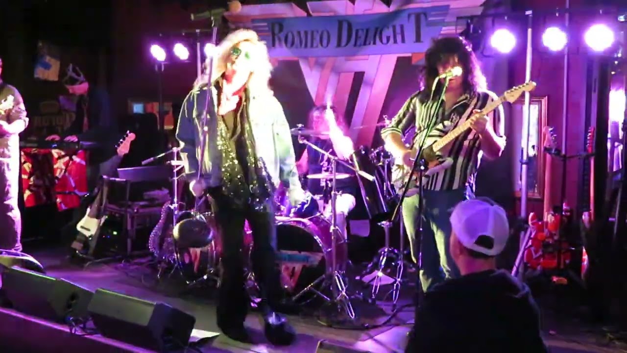 Romeo Delight - And The Cradle Will Rock (Live @ Nick's bar)