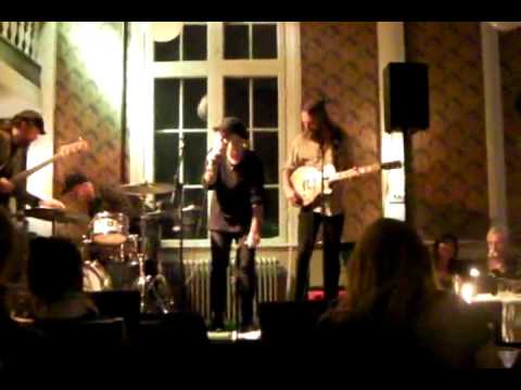 Download video trixiia all over you (live) ronneby café & matsal ...