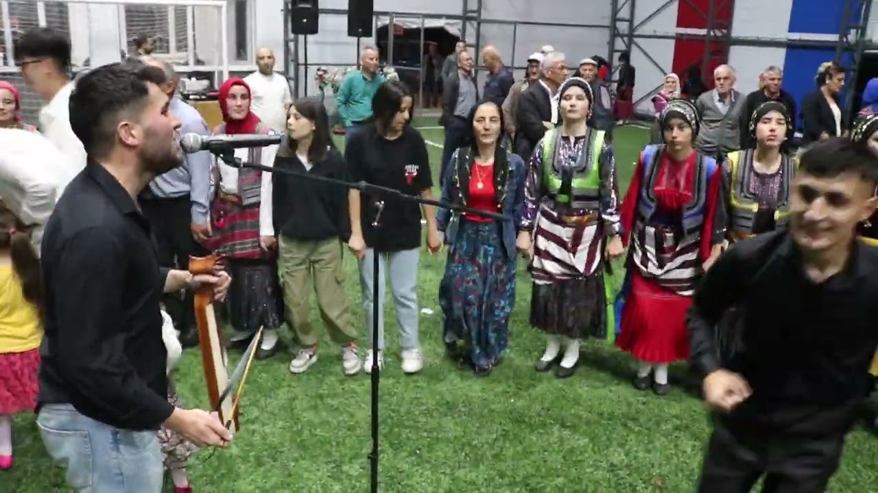 Trabzon Şalpazarı Geyikli Mahallesinde Mesut Yılmaz ile Sümeyye Taşdemirin Kına gecesi #geyiklihaber