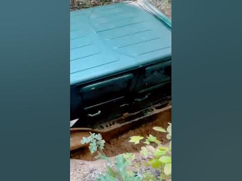 Jeep almost flip over #offroad #jeep #jeeplife #4x4 #shorts - YouTube