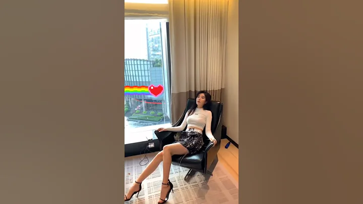 街拍美女 288 好个害羞的小姐姐，真是太漂亮了，美翻天 - 天天要闻