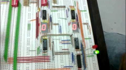 Practica #2. Uso de comparadores, display 7 segmentos, Conversor BCD a 7 segmentos...