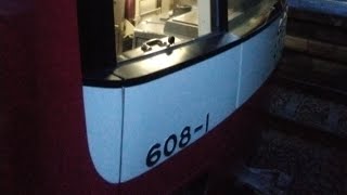 京急600形608編成　急行逗子、葉山行き　京急川崎駅発車