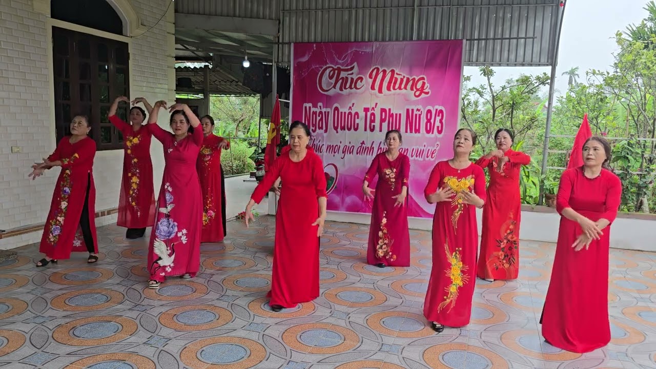 Tiết mục: Múa Đảng Là Cuộc Sống Của Tôi-Cựu giáo chúc xã Đông lộc