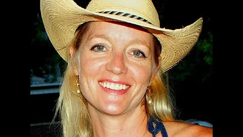 Conversations with Nicole: Floramay Holliday, Sing...