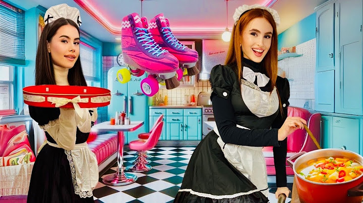 LAVORIAMO IN UN VERO RISTORANTE CON I PATTINI🛼!! - by Charlotte M.
