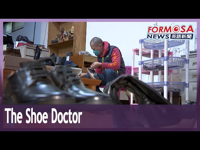 Master shoemaker and repairer Hsieh Hsin-hsien fixes shoes for 40 years｜Taiwan News