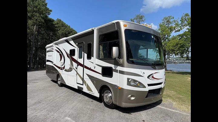 2013 Thor Hurricane 32A