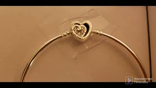 Pandora Moments Entwined Infinite Hearts Clasp Bangle Bracelet