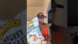 VEGAN CHEETOS | WHITE CHEDDAR BLANC #vegan #cheetos