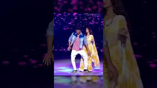 Download Lagu Hrithik Roshan and Madhuri Dixit Dance Performance MP3