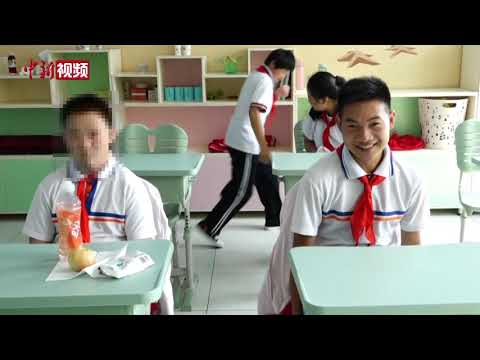 励志！18岁智残少年“逆袭”成长