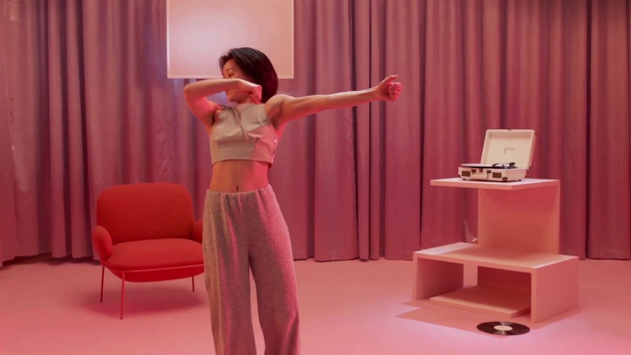 OGX Cherry Blossom Shampoo - The Dancer