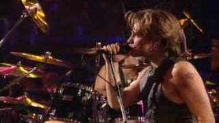 Vignette de la vidéo "Bon Jovi - It's My Life~We Gotta Get Out Of This Place Live"