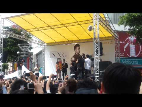 120527 Nick Chou 周湯豪 & Li Jia Ying 李佳穎 (粉愛粉愛你) Talk