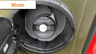 Lockable gas cap