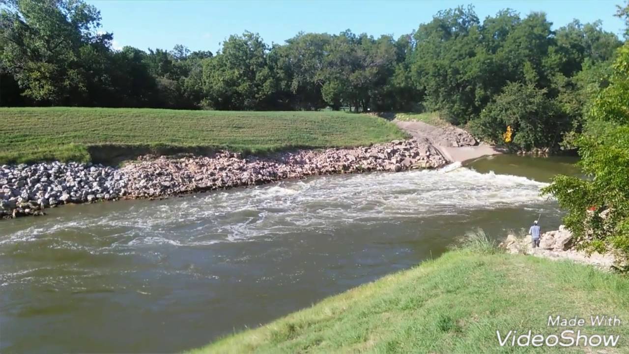 Burger's Lake in Fort Worth, Tx 2016 - YouTube