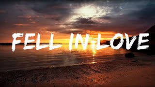 dee holt - fell in love (Lyrics)