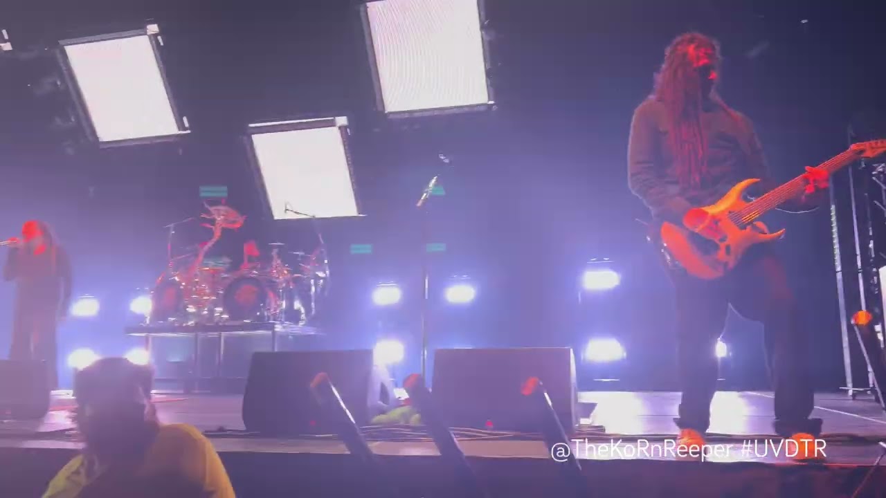 Korn divulga a música Lost in the Grandeur, mais uma de Requiem