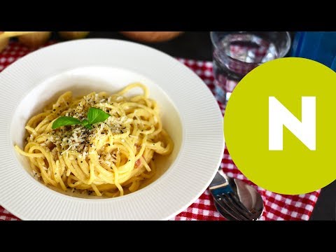 Videó: Hogyan Készítsünk Spagettit Lazacsal Tejszínes Szószban
