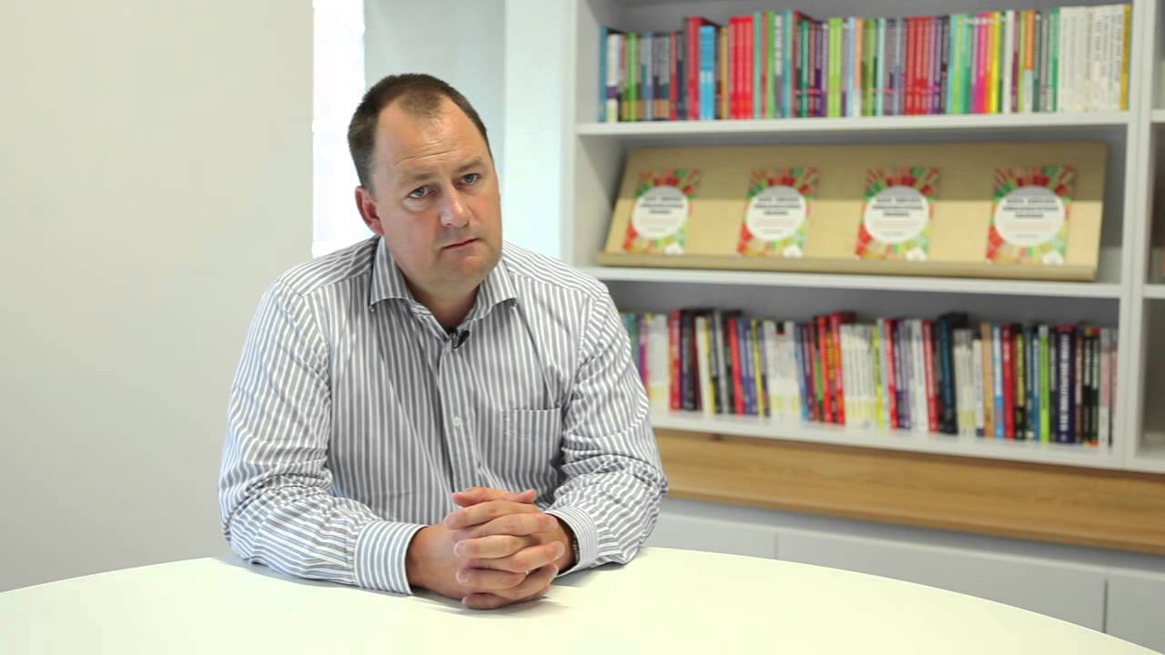 What is data-driven organization design? | Rupert Morrison - YouTube