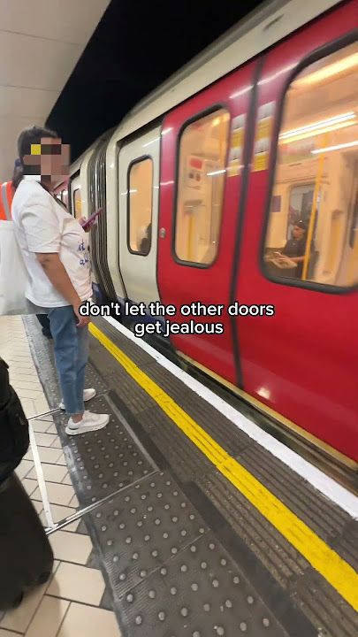 why I love London 🤭🇬🇧 #londonlife #londontube