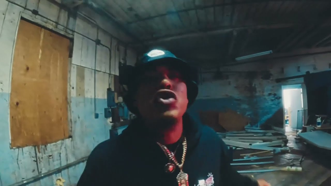 Pro Dillinger, Futurewave - Covered In Dirt (OFFICIAL MUSIC VIDEO