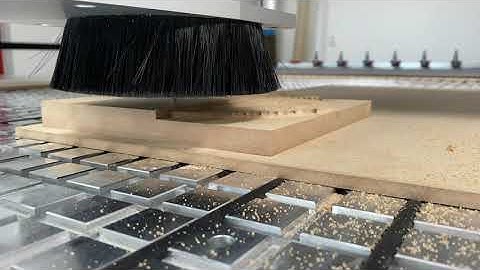 COMAGRAV NOTUS PLUS CNC ROUTER, MDF milling