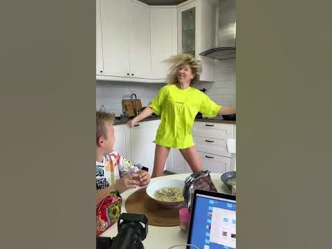 Секрет семейной жизни 😅#shorts - YouTube