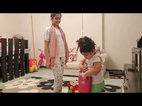 نادين بتلعب مع نوني